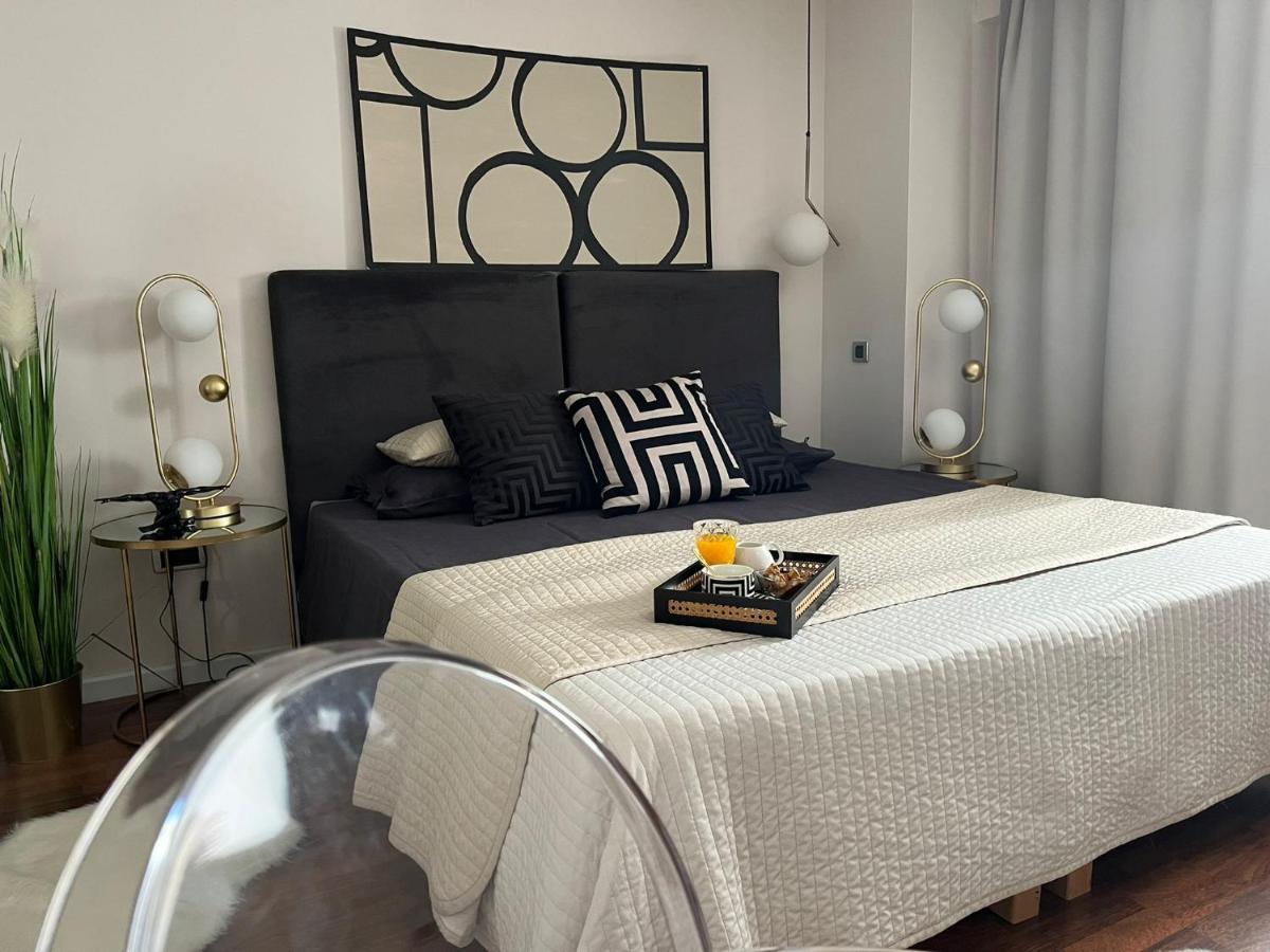 Arena Design Apartments With Free Private Parking And With A Terrace PUY Eksteriør bilde