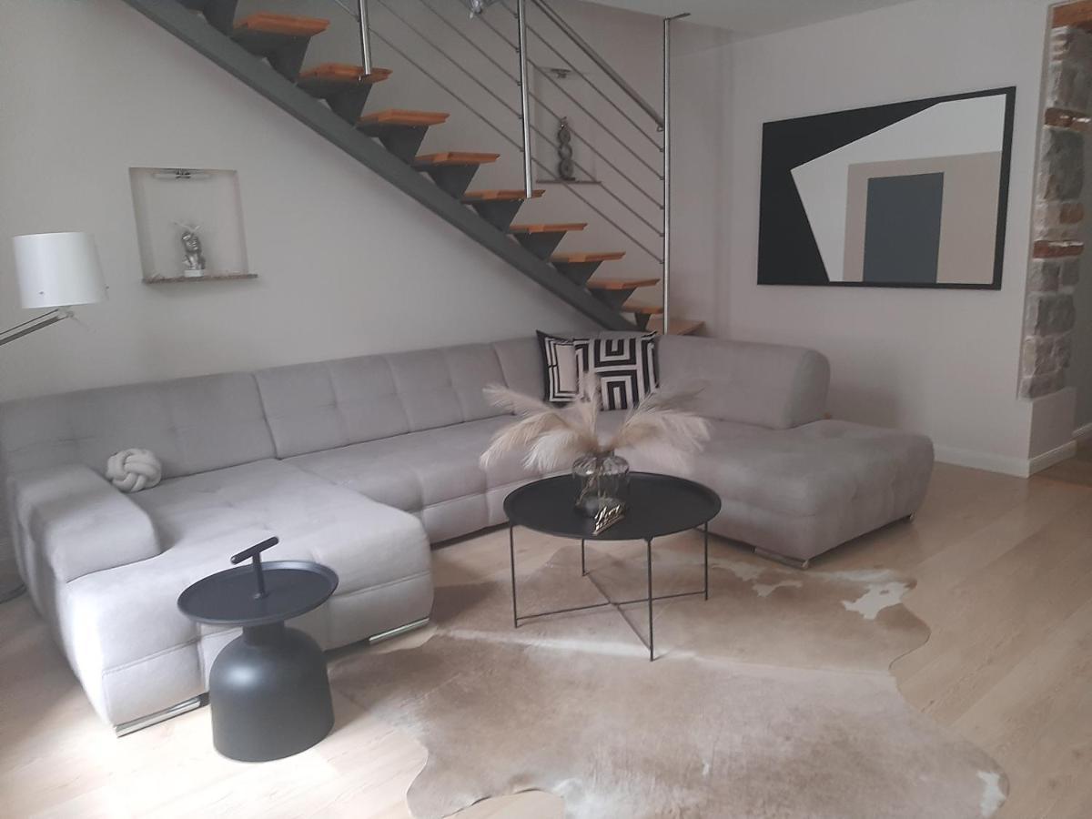 Arena Design Apartments With Free Private Parking And With A Terrace PUY Eksteriør bilde