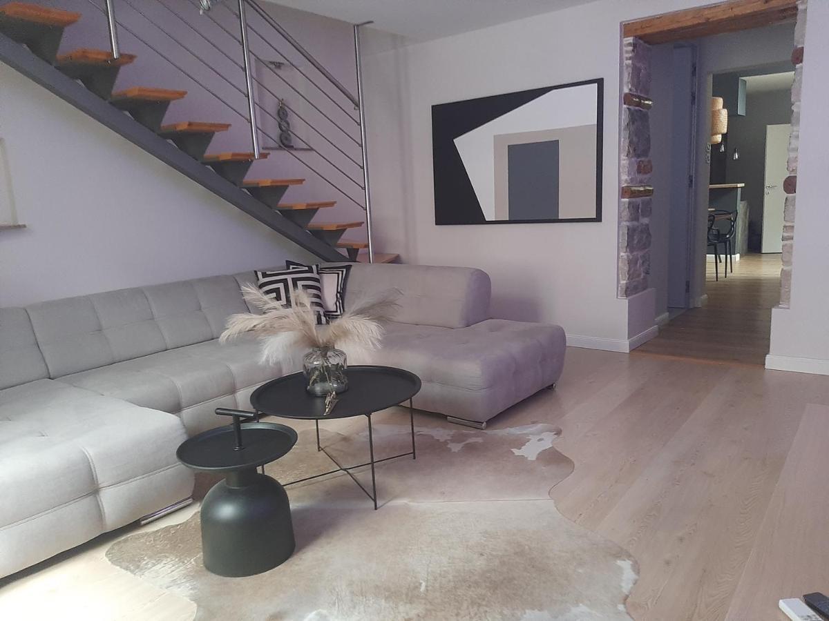 Arena Design Apartments With Free Private Parking And With A Terrace PUY Eksteriør bilde