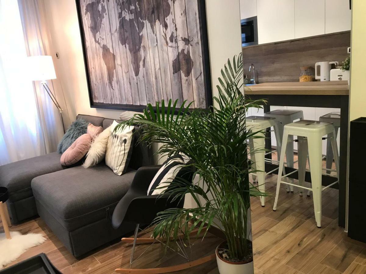 Arena Design Apartments With Free Private Parking And With A Terrace PUY Eksteriør bilde