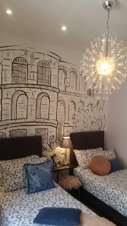 Arena Design Apartments With Free Private Parking And With A Terrace PUY Eksteriør bilde